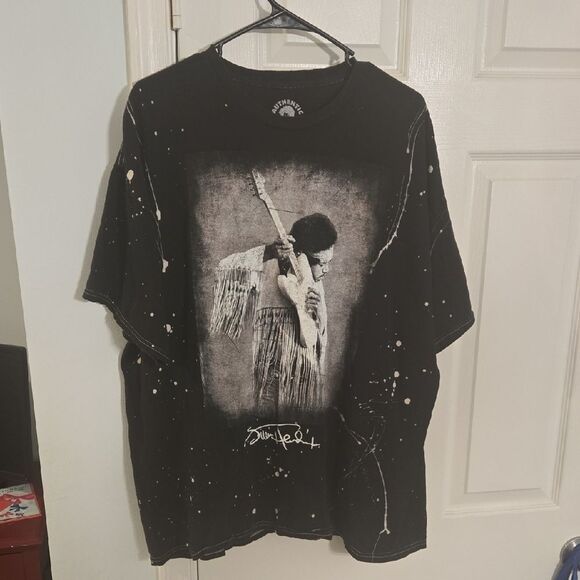 Black Graphic Tee with Guitar Print Jimi Hendrix - Picture 1 of 8